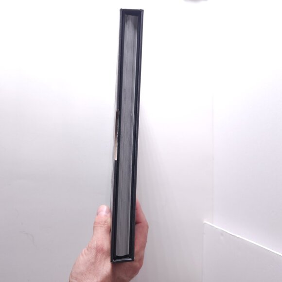 A Man & His Watch Iconic Watches and Stories from the Men Who Wore Them Hranek - Picture 11 of 16